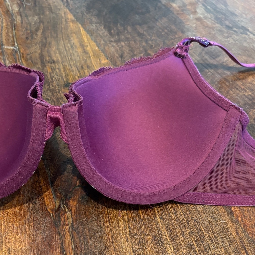 Victoria's Secret, purple and gold Bra - Picture 6 of 13